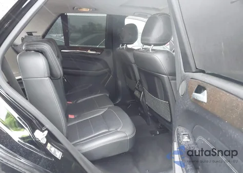 2015 Mercedes-Benz Ml 350 z USA, uszkodzony, nr VIN 4JGDA5JB2FA613618